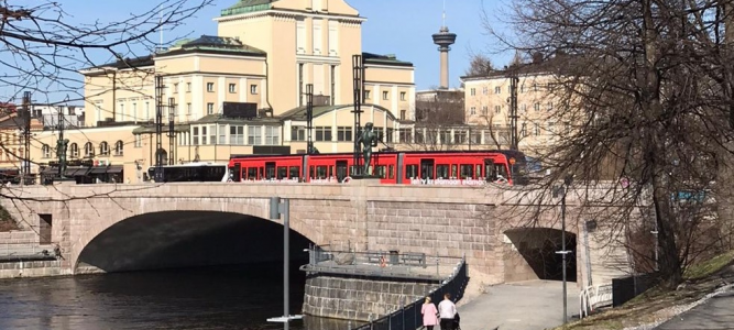 Tampereen ratikka hämeensillalla